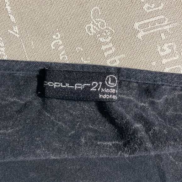 Halter Tie Top - Picture 5 of 5